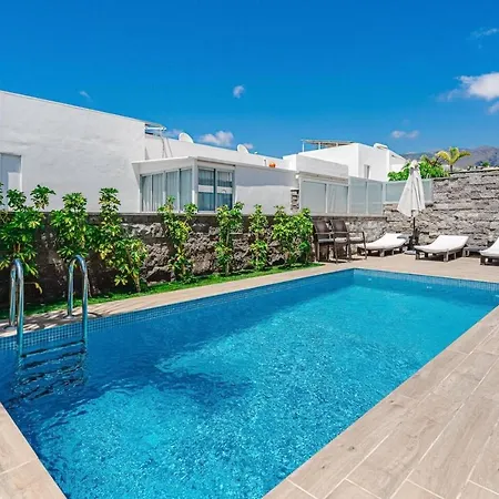 Premium & Luxury Villas Habitats Del Duque Villa